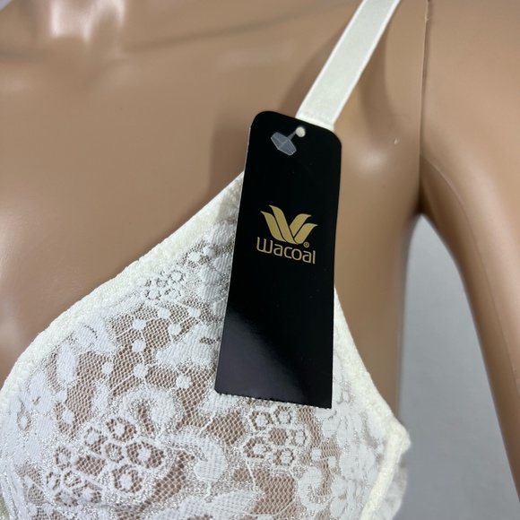 Wacoal Halo Lace Underwire Bra, 32C, Cream, New With Tags - Picture 5 of 6